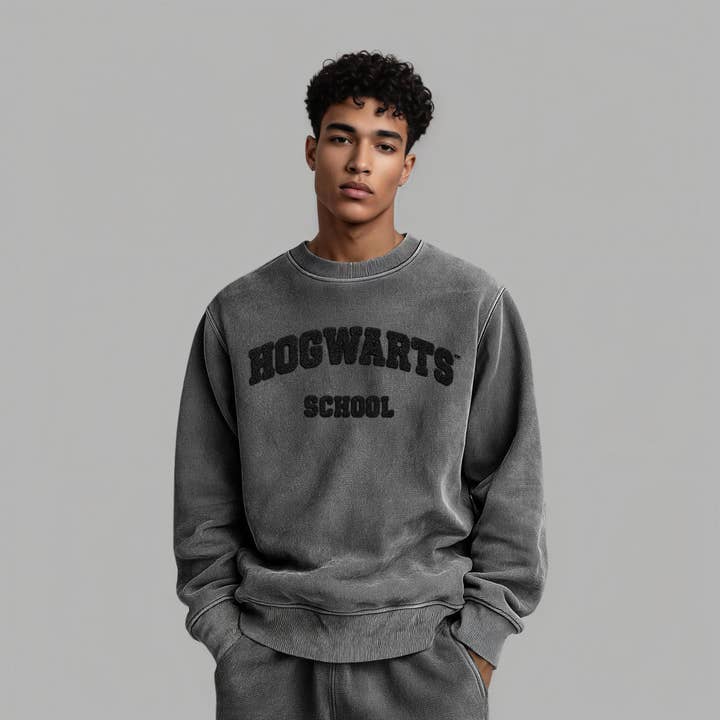 Blvck Paris - Wholesale Sweatshirt - Unisex - Harry Potter x Blvck ‘Hogwarts’ Sweater3