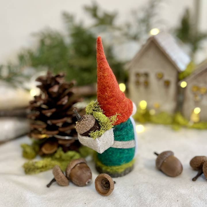 MJ and Me - Wholesale Christmas Decoration - Bashkim, The Gatherer Gnome