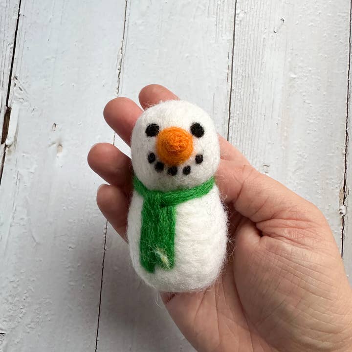 Sewing Seeds Play - Wholesale Christmas Decoration - One Felt Snowman With Green ScarfÂ