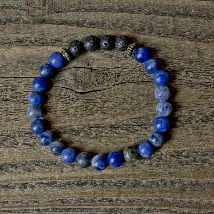 Braccialetto diffusore di oli essenziali di sodalite per bambini per la vendita all'ingrosso da parte di Love N’ Lava Designs