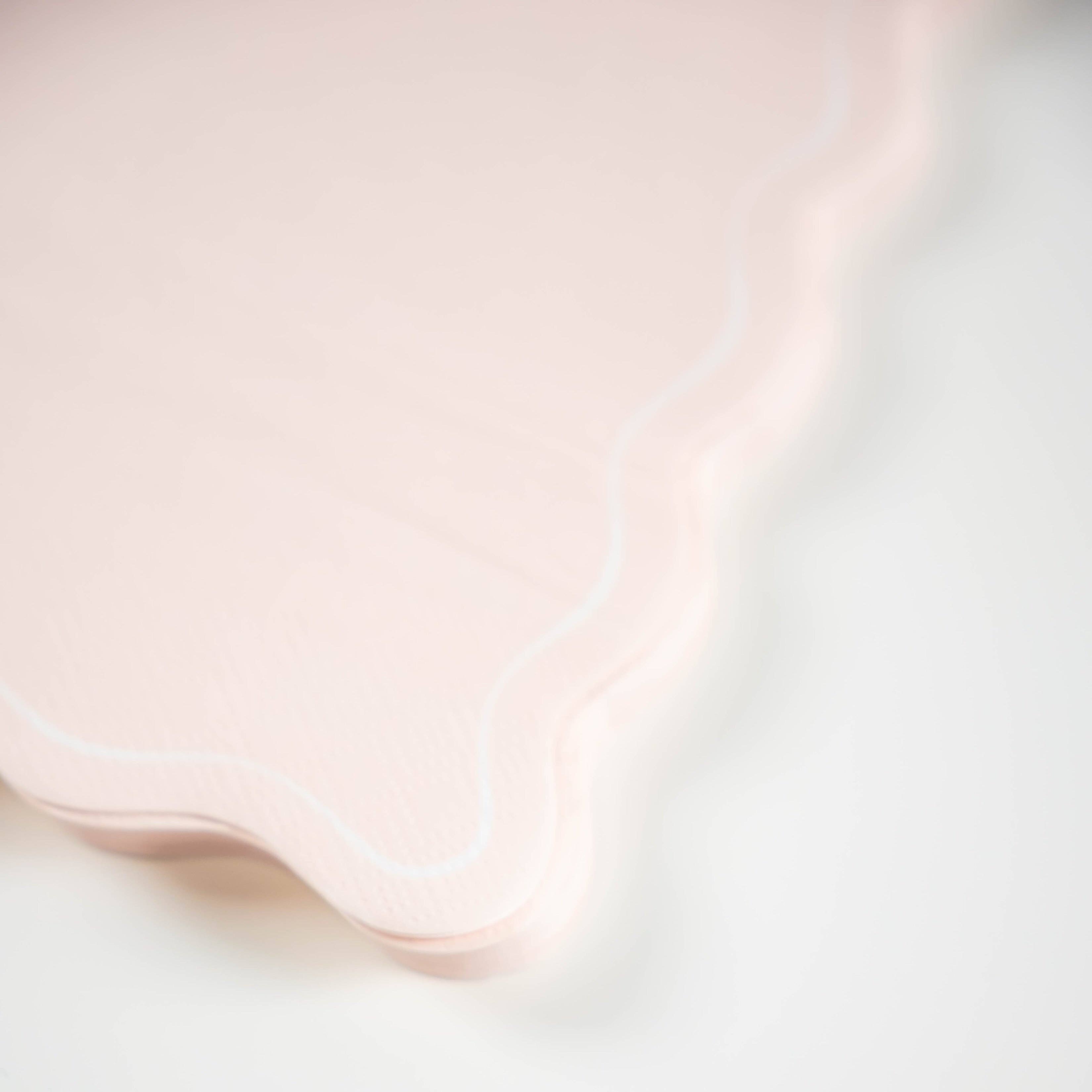 Gatherings by Curated Paperie - Vente Serviettes jetables - MCL25-GT22-Serviettes d'invité Coquille Saint-Jacques Rose1