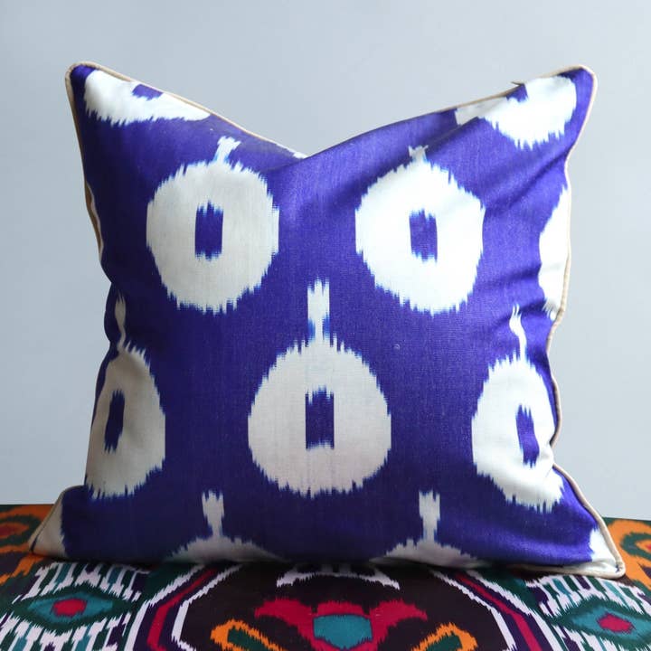 Cushion Cover Double Face Silk Ikat 40x40cm DS050 for wholesale by MIASETA