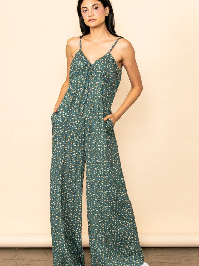 Combinaison ample à jambes larges et à petites fleurs vintage avec poches pour la vente par Elloh Collection