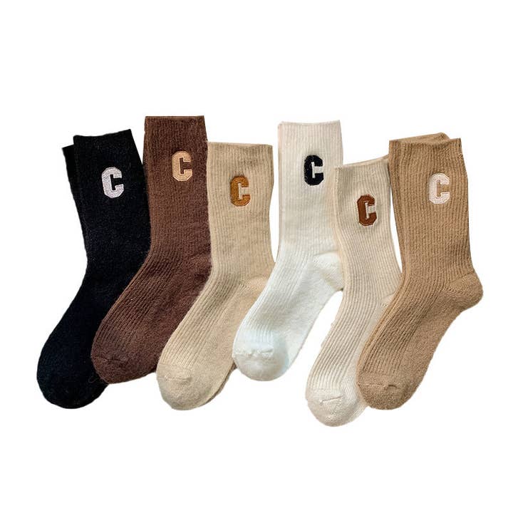 Ullblandning Mellanlång Strumpa C Bokstavsbroderi M5A028 för wholesale av alberalkirk