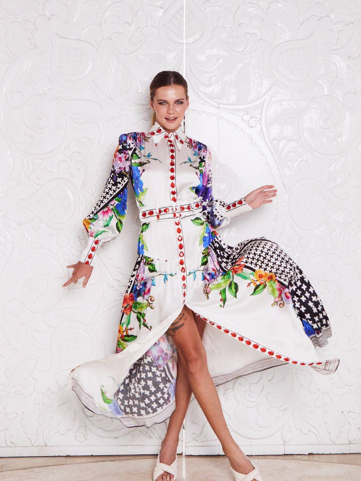 MAXI IMPÉRATRICE EN SOIE ~ COCCINELLE PORTE-BONHEUR pour la vente par MACKENZIEMODE