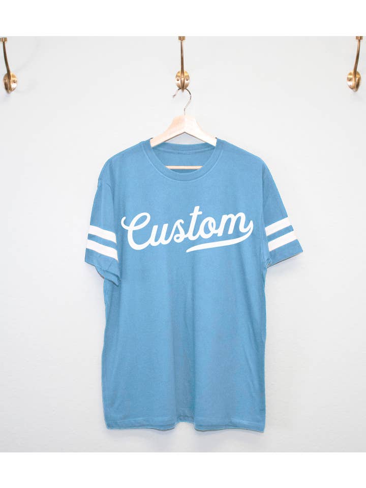 Nobullwoman Apparel - Vente T-shirt sérigraphié – unisexe - T-shirts unisexes VARSITY PERSONNALISÉS, Votre Équipe, École, Ville6