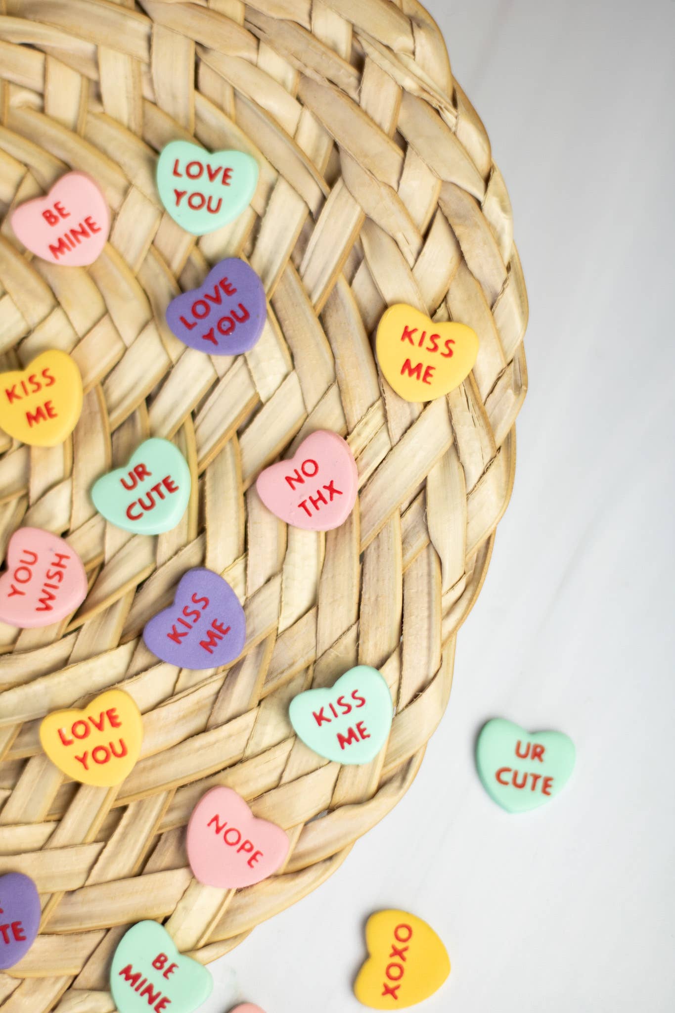 EJ Clay Co - Venta al por mayor Pendientes de botón/aretes de poste - Tacos de corazón de caramelo2