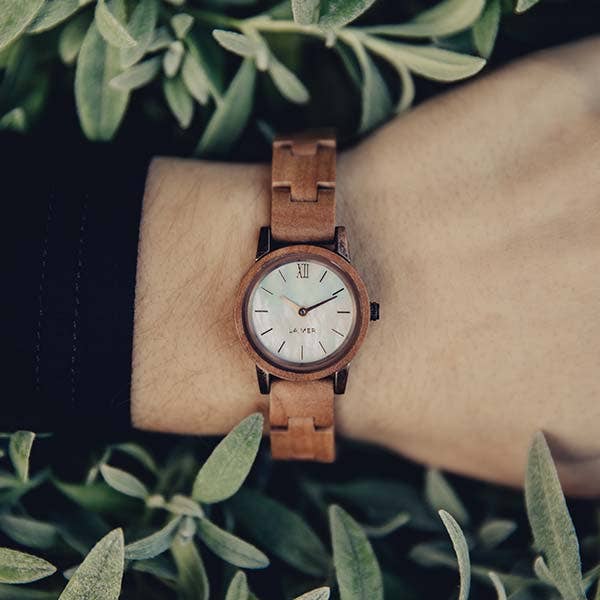 ULLI | Watches modern design, Wooden watch, Wood watch