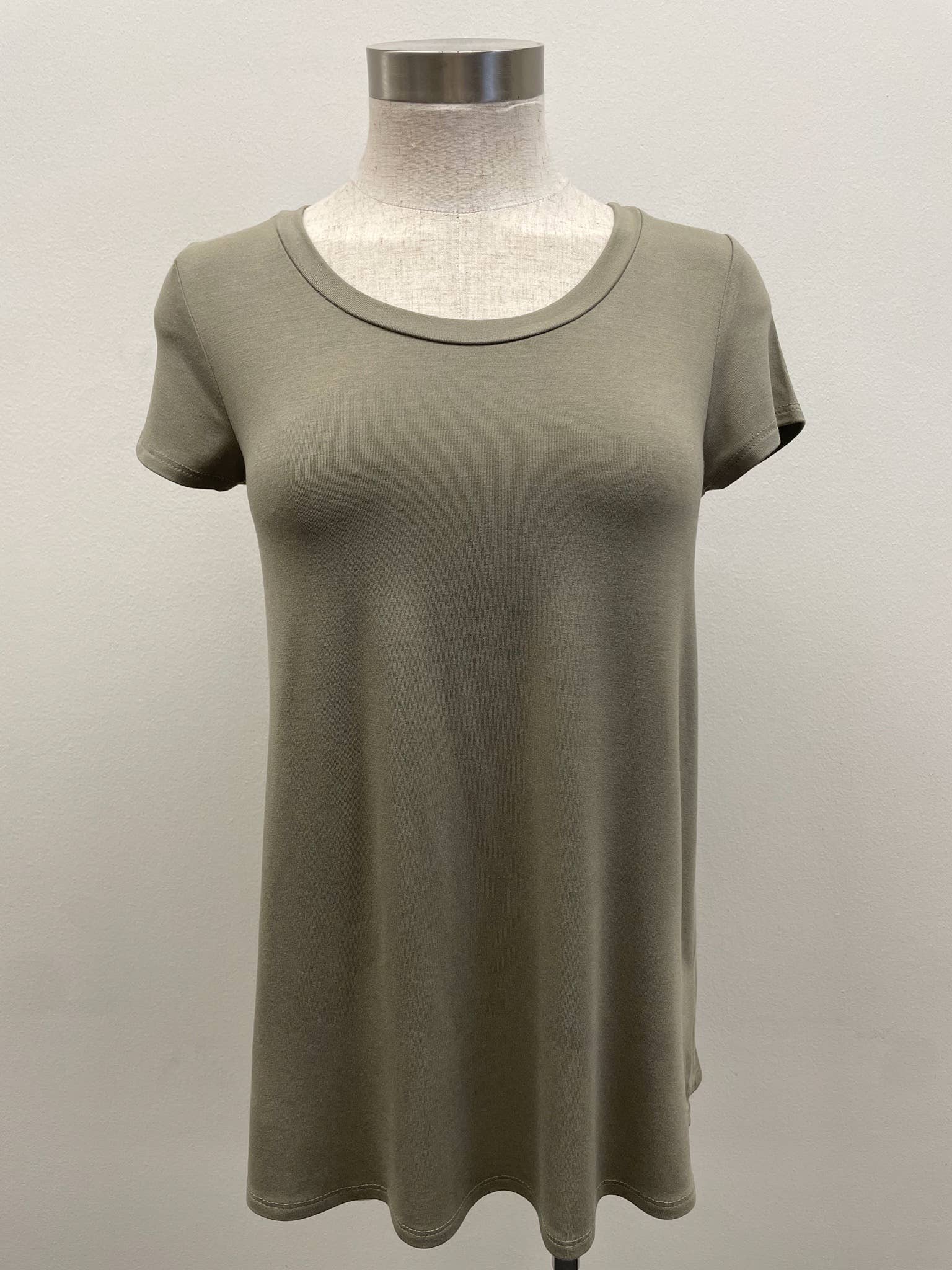 Chris & Carol Apparel – Engroshandel T-shirt – til kvinder – J413145T - Perfekt Solid Basic Tee19