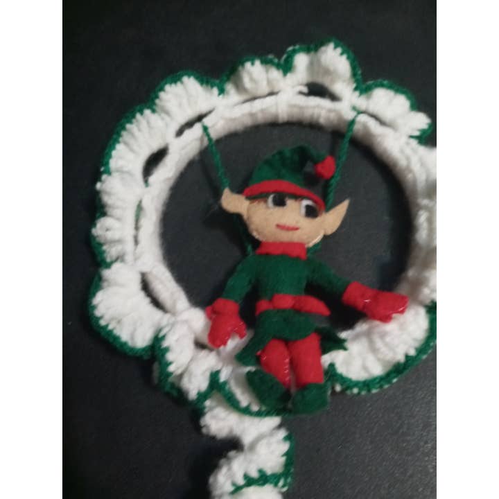 BLUE RIBBON ORNAMENTS – wholesale Krans – Julälva Virkad Krans, Dekorativ Juldekoration, LXC29