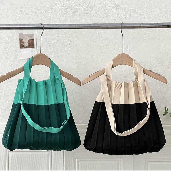 LARGE CAPACITY COLOR BLOCK PLEATED SHOULDER BAG_CWAB3221 for wholesale by ACCITY