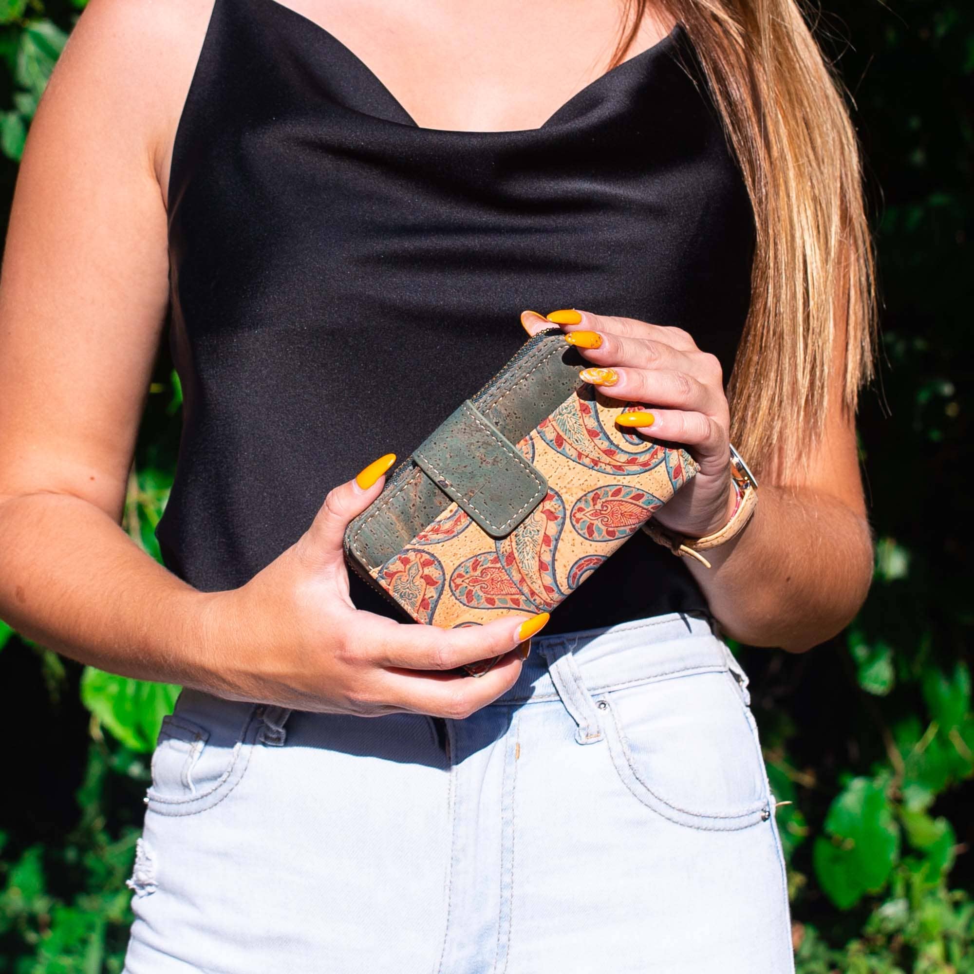 Meninas Bonitas Cork – Engroshandel Tegnebog - Dame – Turkis mønstret pung i kork til kvinder BAG-20883