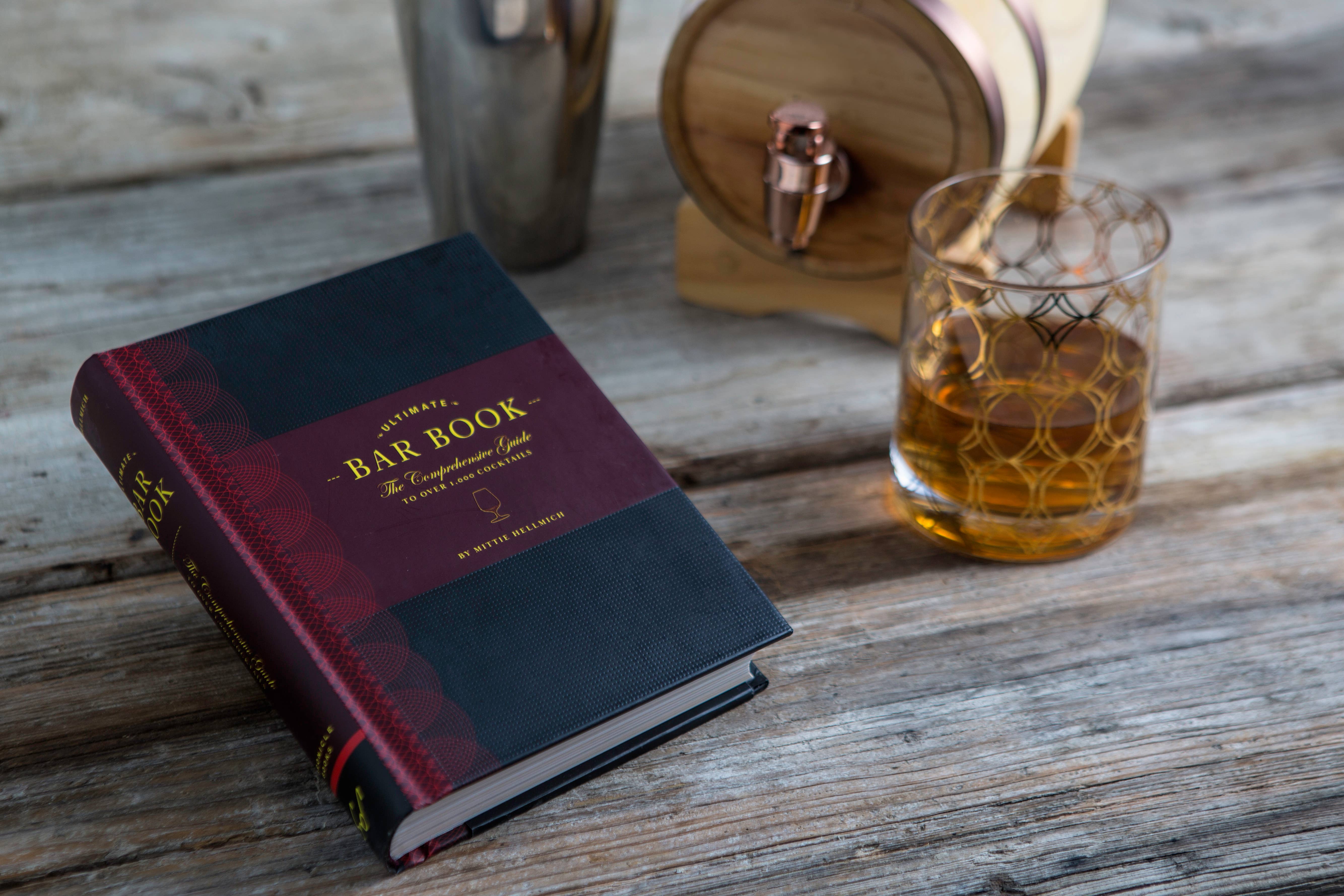 Chronicle Books - Wholesale Mixology & Beverage - Ultimate Bar Book1