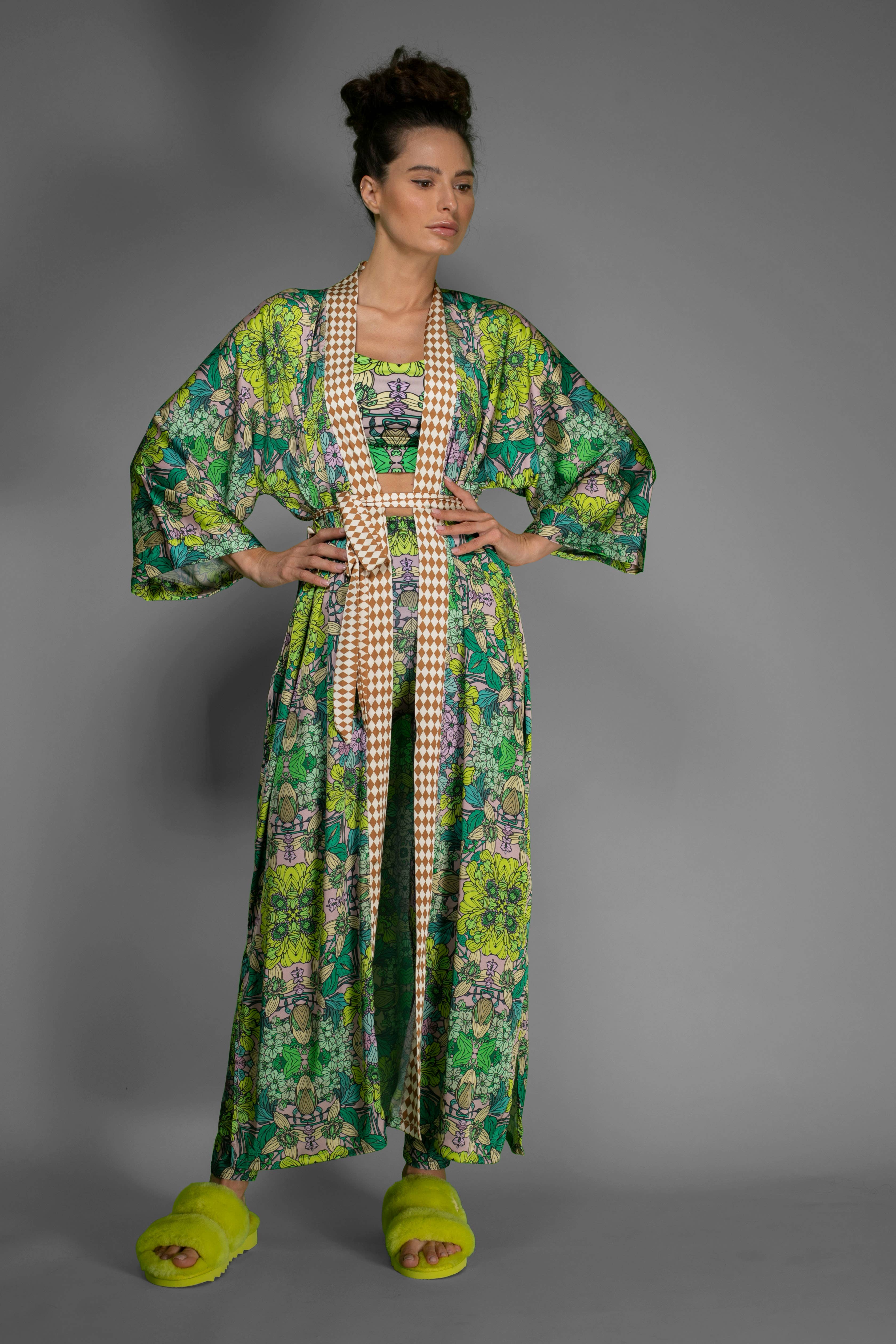 Nuvula - Wholesale Kimono - Women's - Green Floral Satin Kimono Robe1