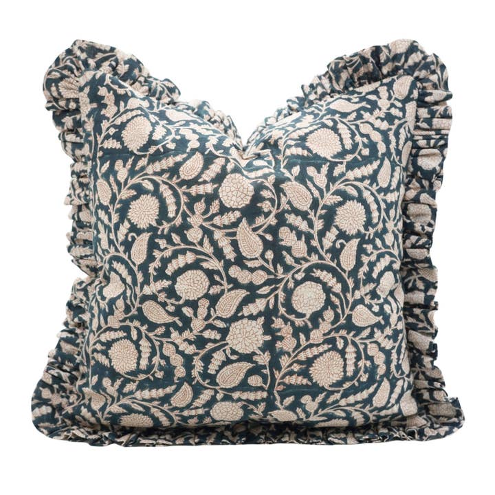 Housse de Coussin à Volants en Lin Pur Imprimé à la Main Élégante - Gopi pour la vente par Fabdivine