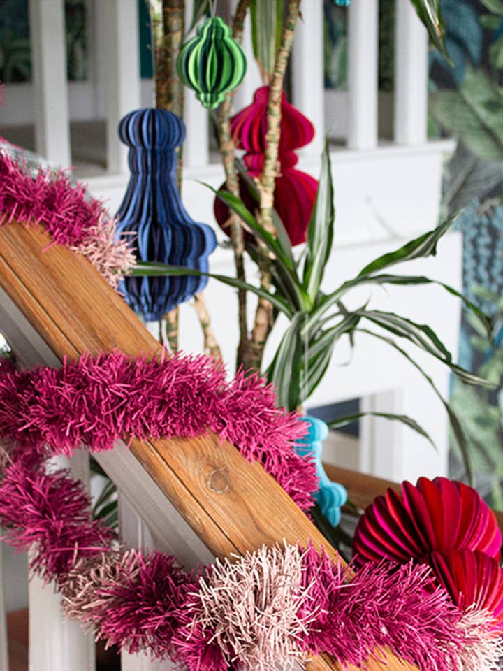 Indian Recycled Paper Tinsel for wholesale by AARVEN