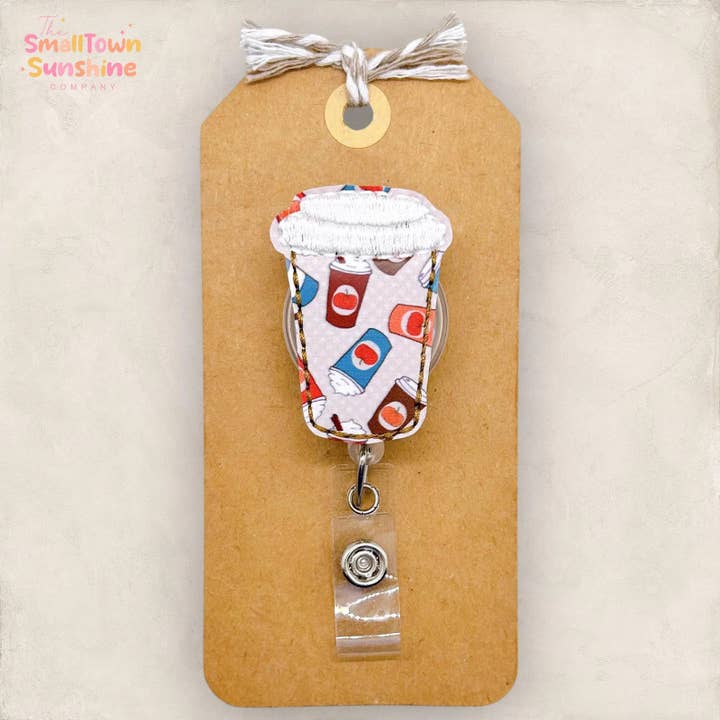 Porta-crachá com emblema de chávena de café de abóbora por atacado de The SmallTownSunshine Company