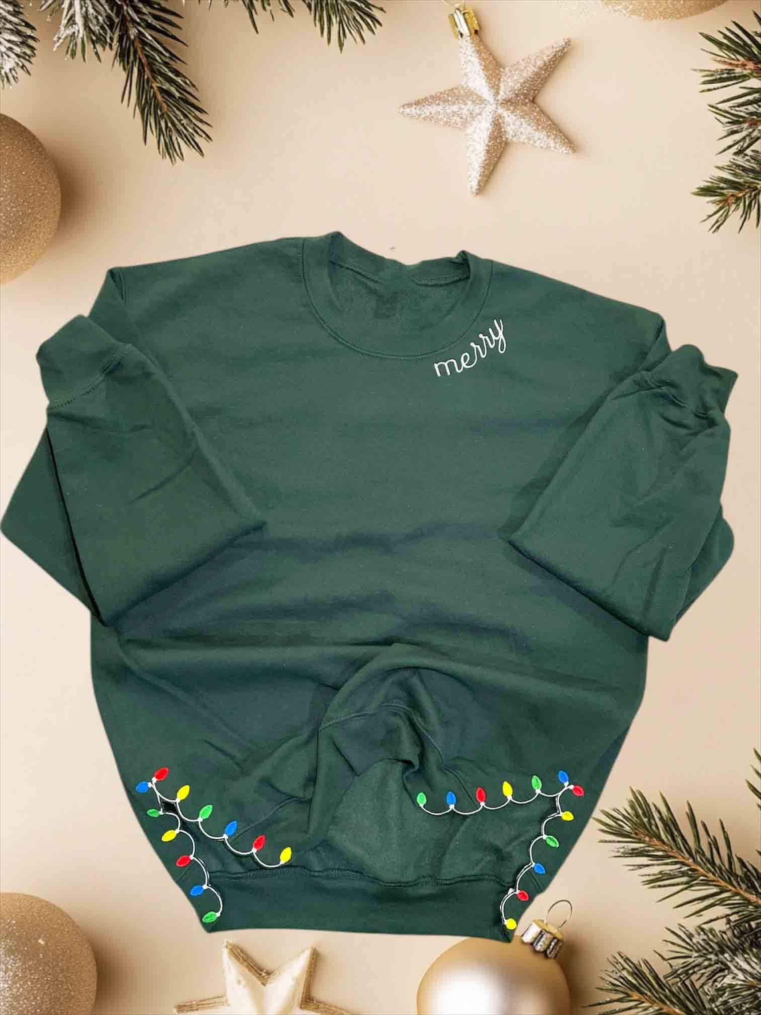 NVC Ecommerce LLC – wholesale Sweatshirt med tryck - Dam – Julljusskuren rosett, broderad sidorosetttröja 1