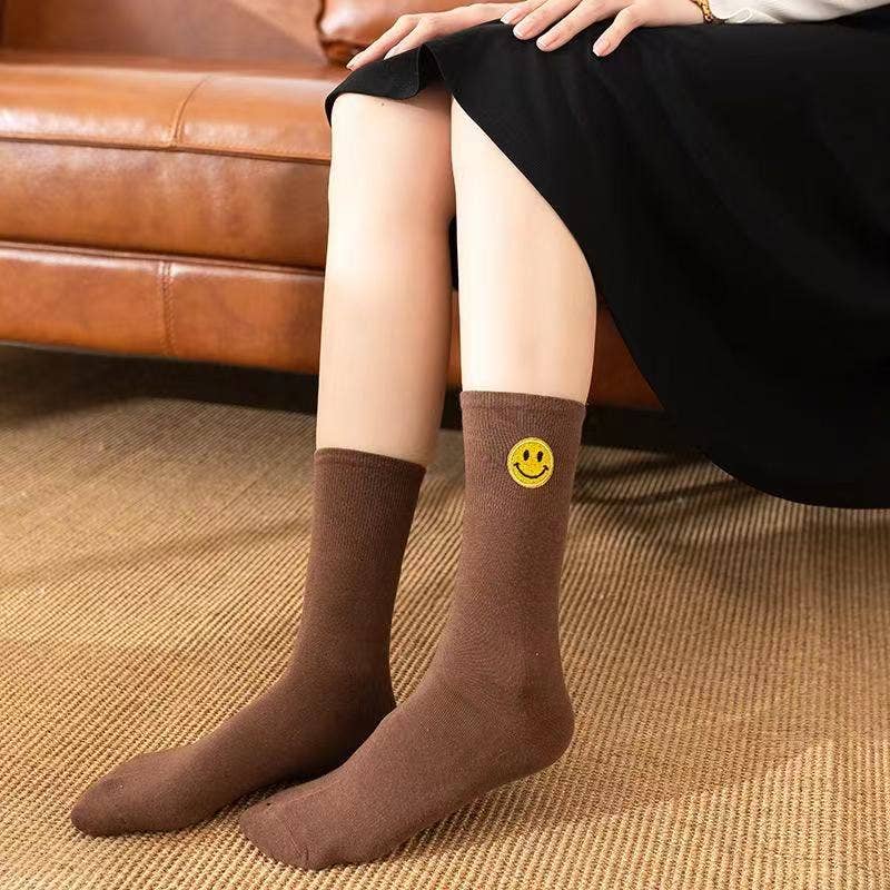 Shop Lev – wholesale Socks – Women's – Women happy face Patch Crew Cotton Socks11