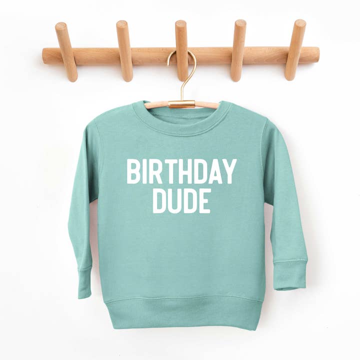 Birthday Dude Bold | Grafisk tröja för småbarn för wholesale av The Juniper Shop Wholesale