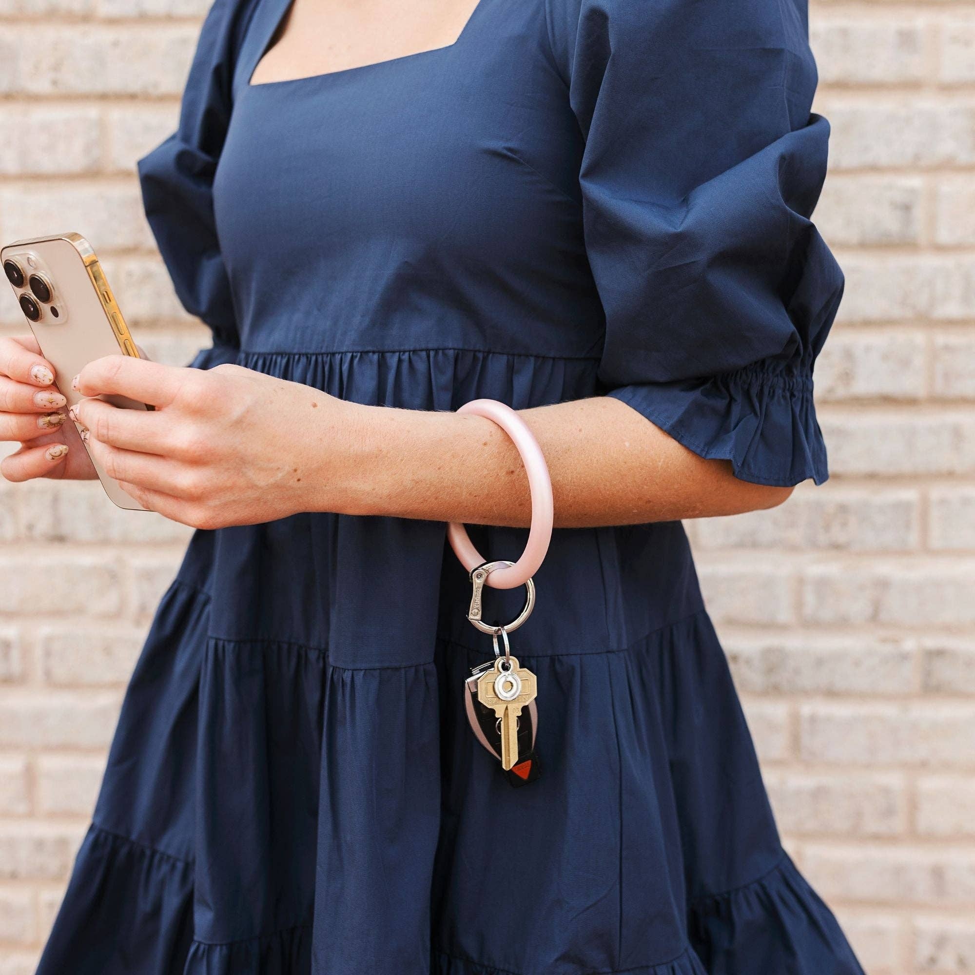 Oventure - Wholesale Keychain - Women's - Silicone Big O® Key Ring - Rosé Pearlized2