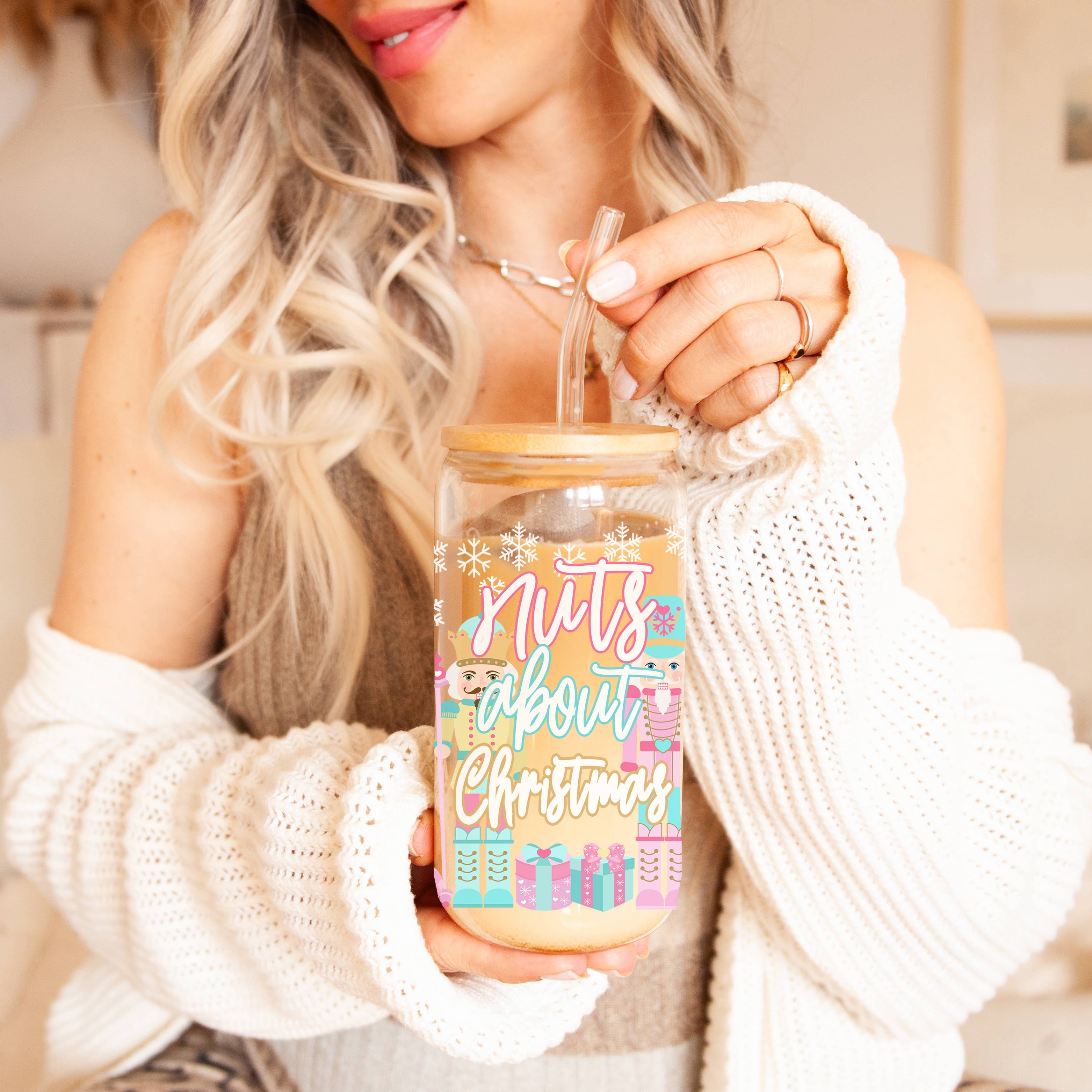 Gia Roma - Venta al por mayor Vaso/copa - Tazas de cristal para café navideñas con pajitas y tapa de madera, diseño de copos de nieve38