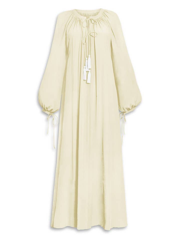 Abito Caftano in Seta Calista - Vaniglia per la vendita all'ingrosso da parte di AMARIS - Sustainable Womens Resortwear