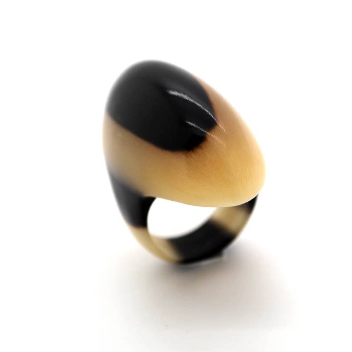 COUCOT - Wholesale Cocktail/Statement Ring - Seed horn ring