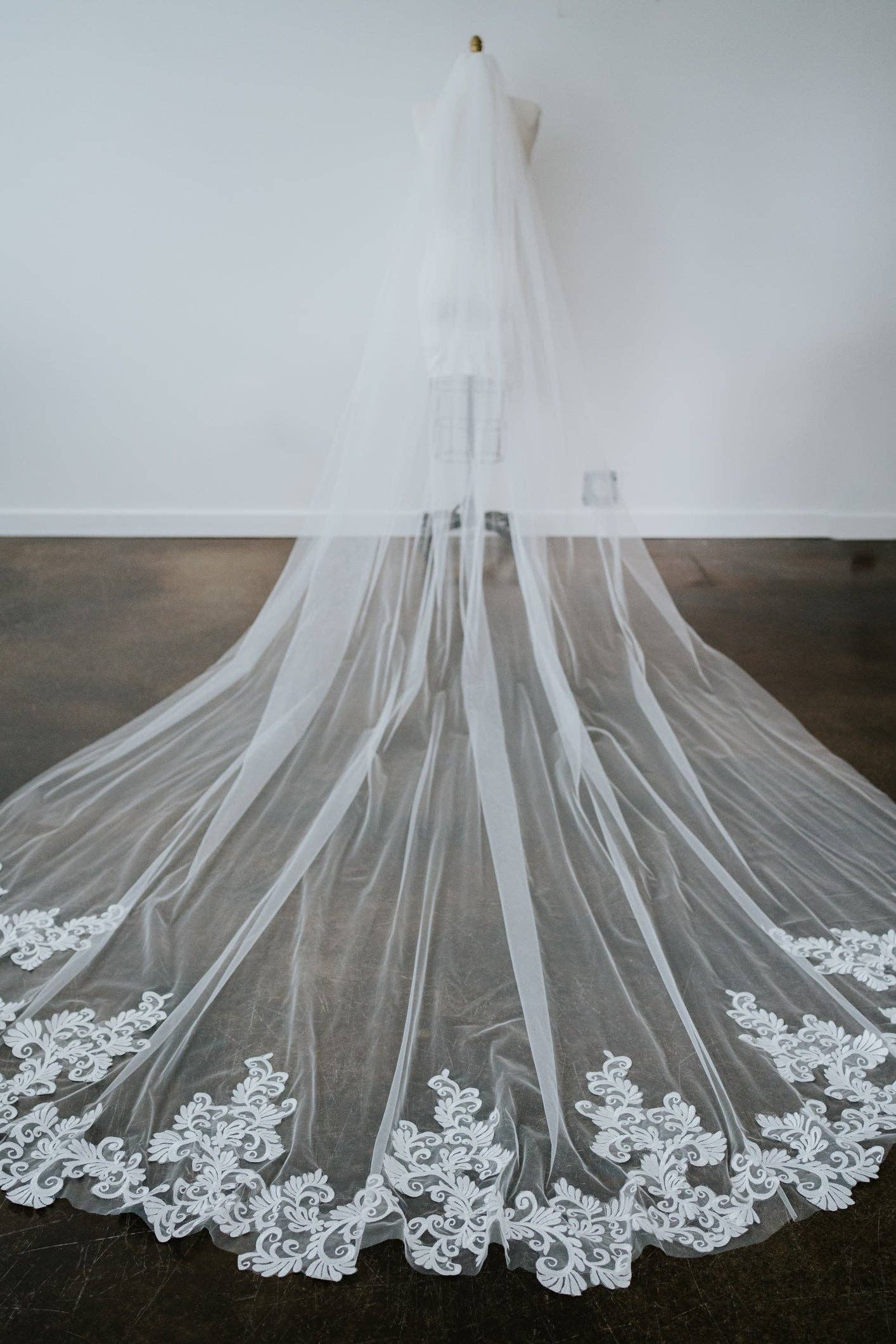 Brides and Belts - Wholesale Veil - Women's - Veil VII