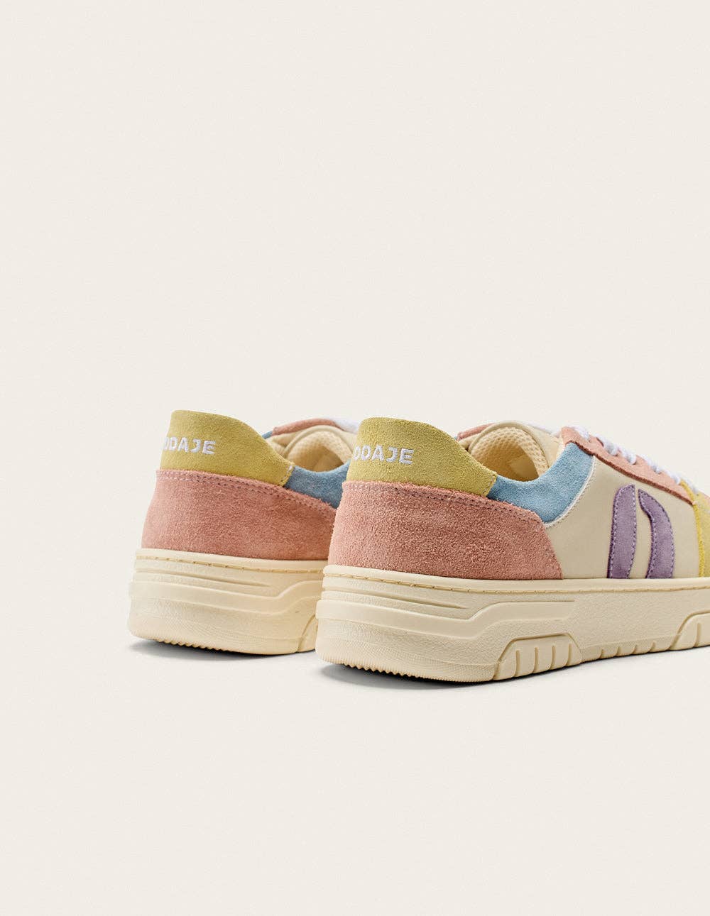 Odaje Sneakers - Vendita all'ingrosso Sneakers di tendenza - Donna - Sneakers Basse Nora - Nudo Giallo Bianco4