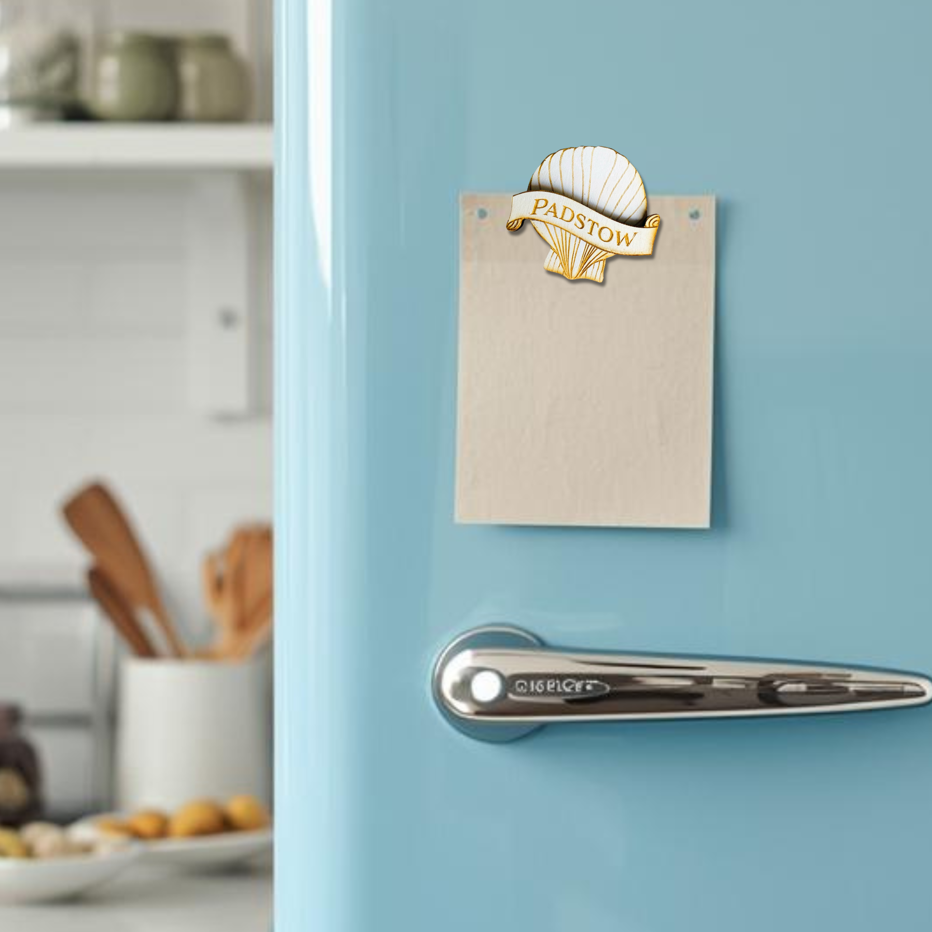 Gorgeous Little Bits Ltd – wholesale Magnet – Custom location scallop shell coastal ocean magnet1