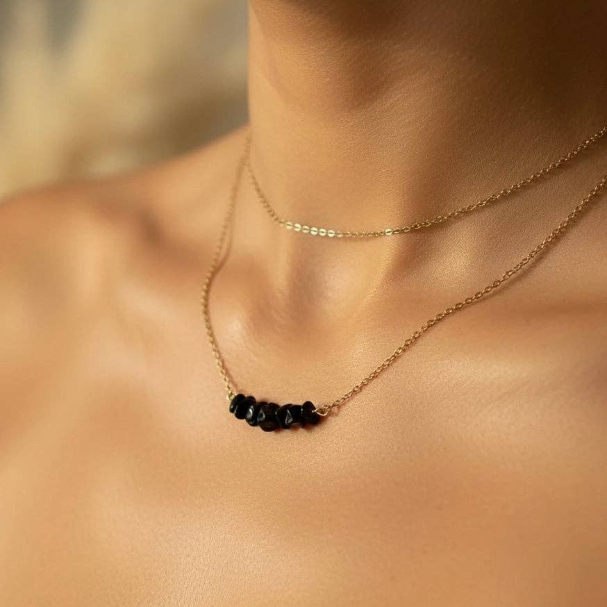 OE! - Wholesale Beaded/Pearl Necklace - BLACK FRAGMENTS – Necklace with natural onyx shards0