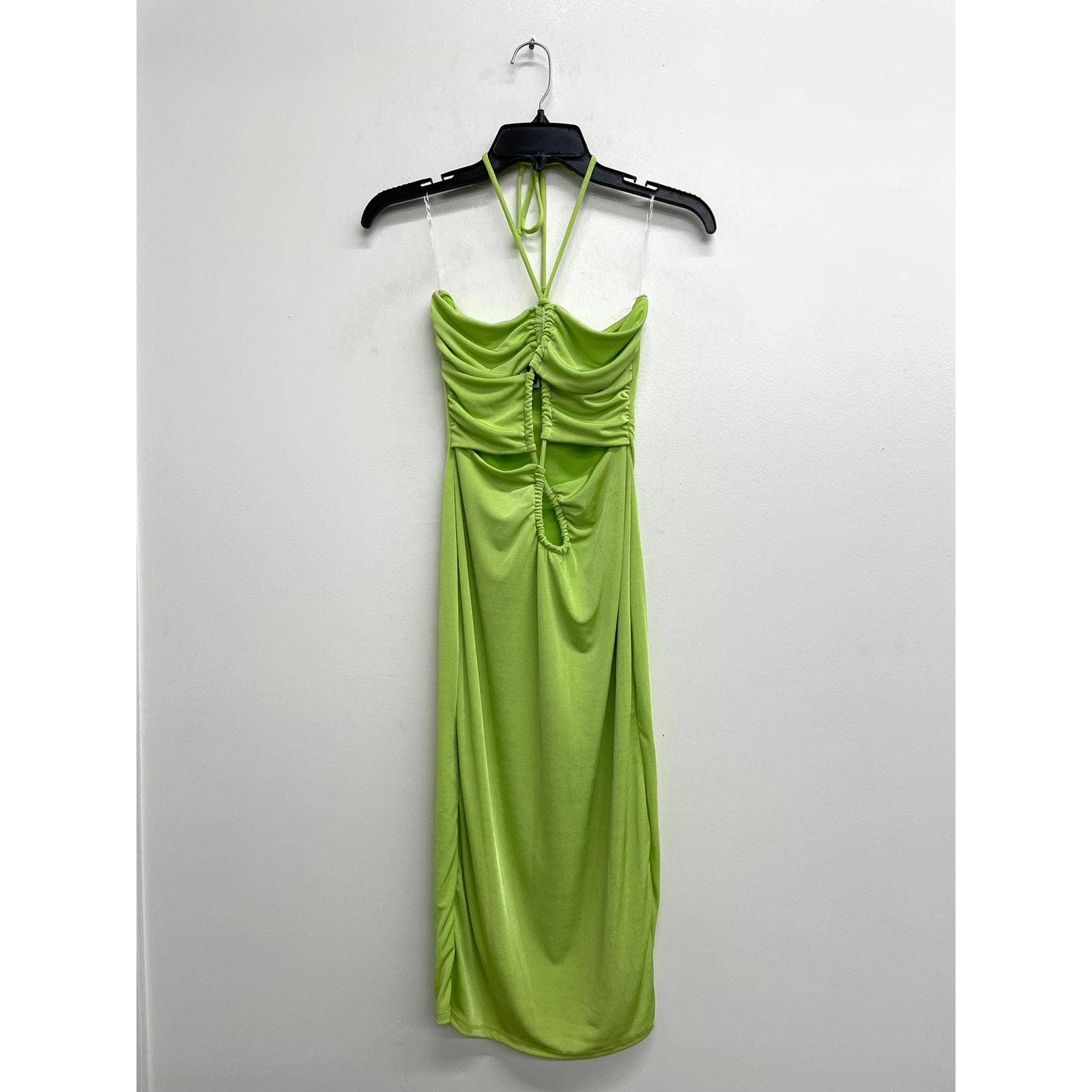 Uptown Apparel – wholesale Dress – Women's – D12995 Halter Cut Out Midi Dress0