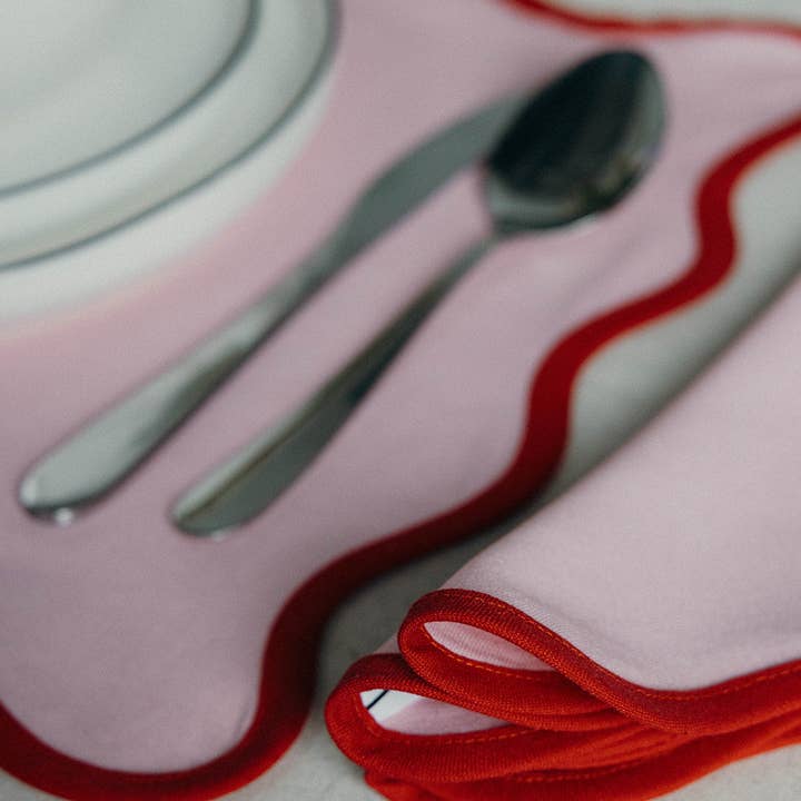 Vivé - Wholesale Dinner & Cloth Napkin - Lilou Scallop NAPKINS (set of 2)5