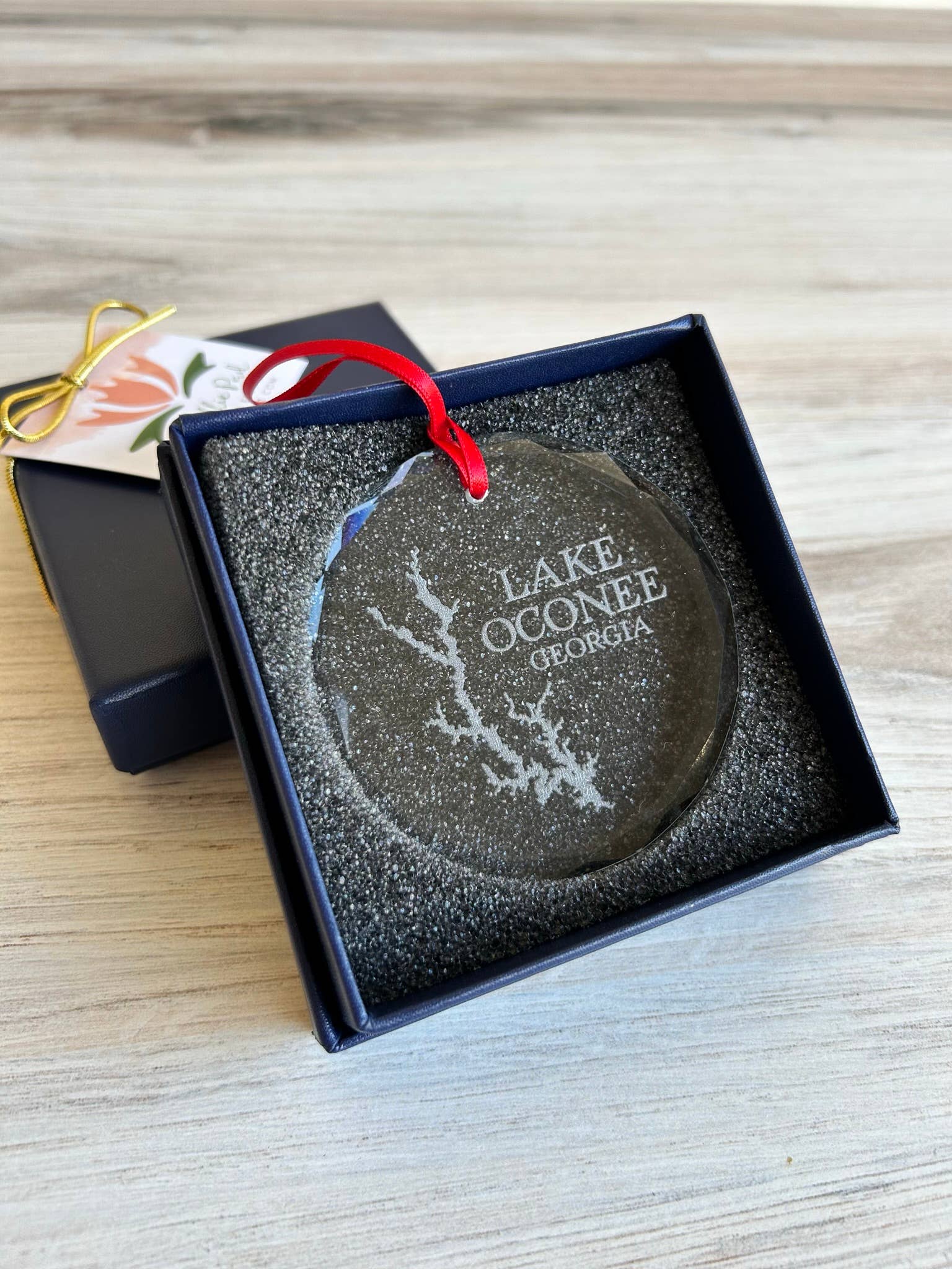 The Lillie Pad - Wholesale Ornament - Custom Lake Map Ornament - Etched Crystal Ornament3