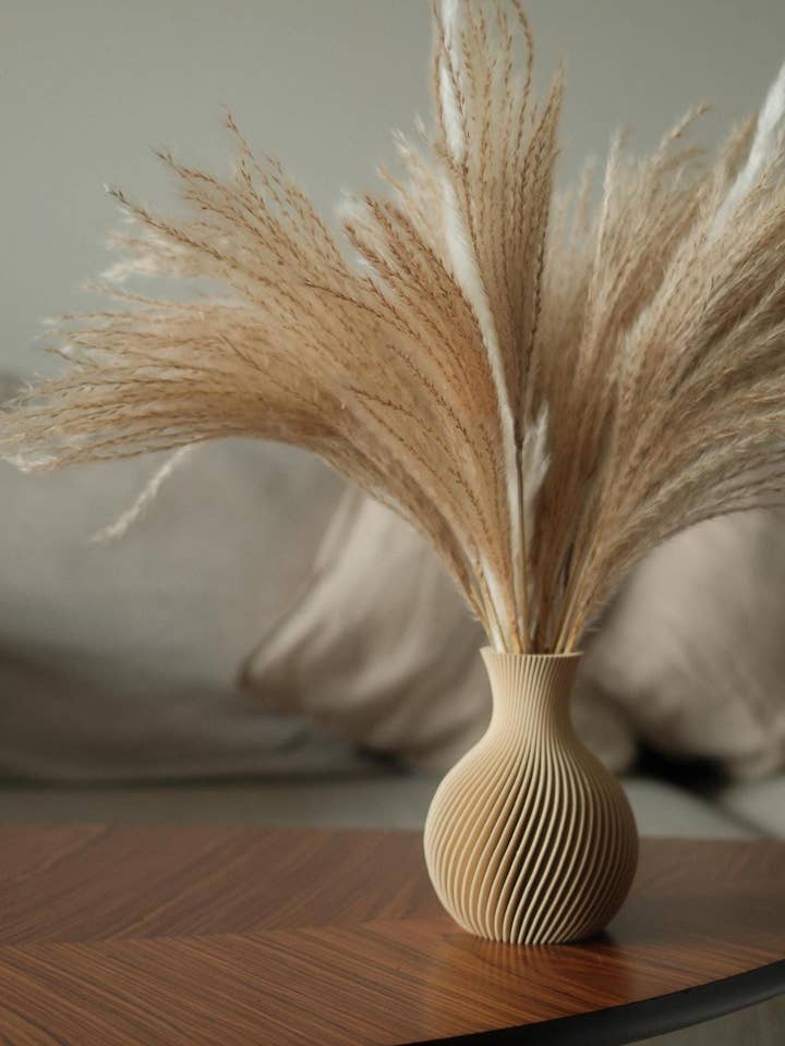 Mat riflet knopvase for engroshandel hos Meora Home