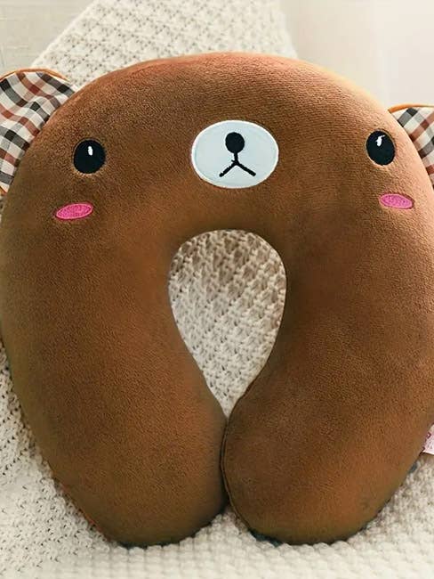 (#051) Leuk U-vormig pluche reiskussen met berengezicht voor wholesale door Jewelry Max
