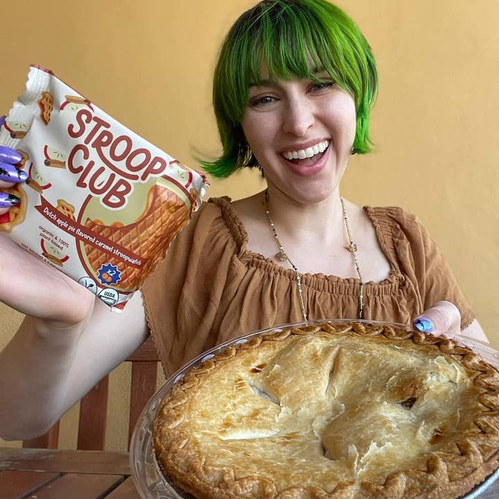 Stroop Club - Wholesale Cookie - Apple Pie Caramel Organic and Plant Based Stroopwafel 2-pack1