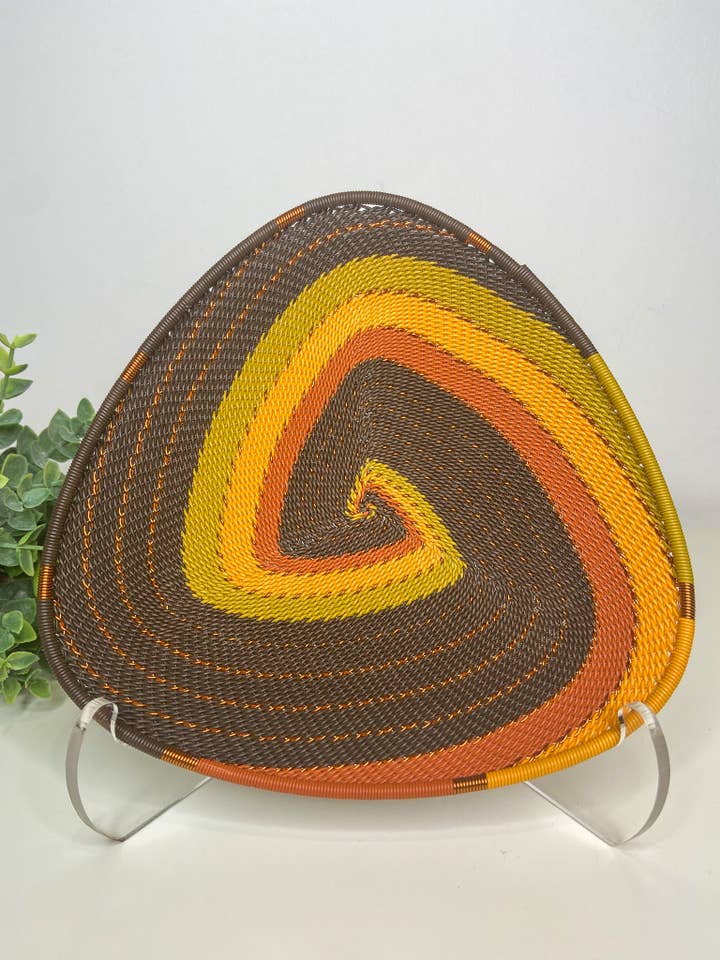 Driehoekige plaat - Afrikaanse aarde voor wholesale door Eve & Nico Gifts & Home Decor