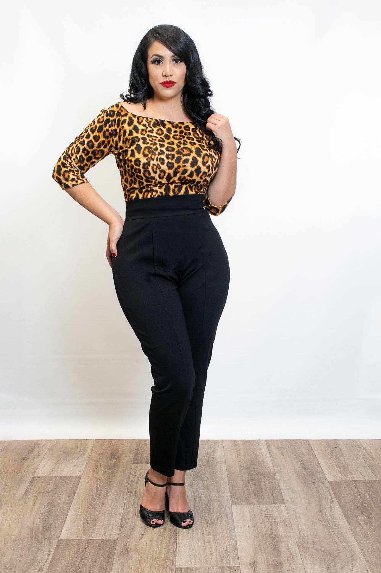 Heart of Haute - Wholesale Pants - Women's - MTO Cigarette Pant - Black8