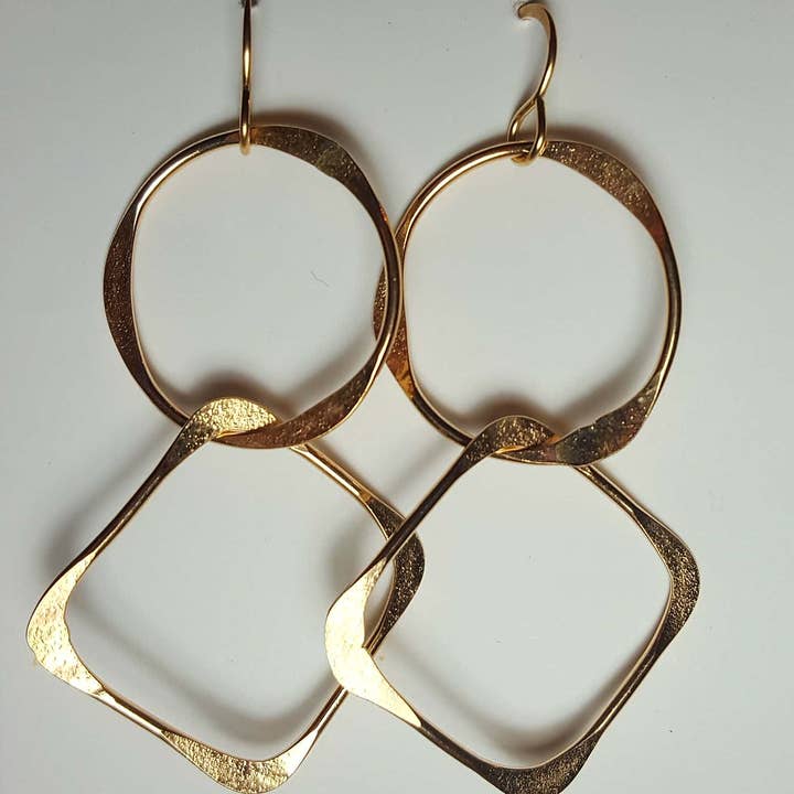 Carré épais rempli d'or 14 carats et cercle long pour la vente par Ken’s handcrafted jewelry