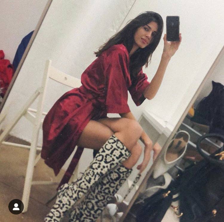 GiftsbyPR - Wholesale Robe - Women's - Burgundy Silk Satin Bridesmaid Robes, Personalized Robe Gift6