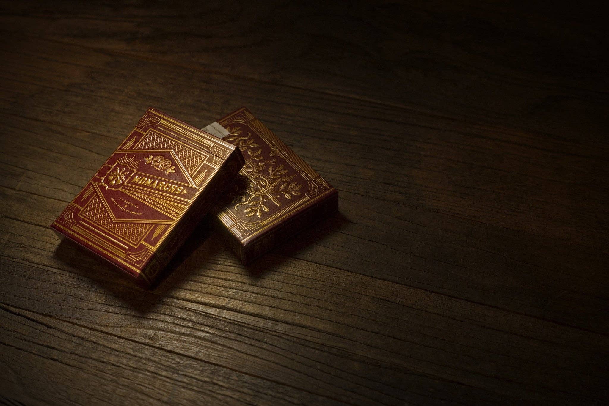 theory11 - Wholesale Playing Cards - Red Monarch1