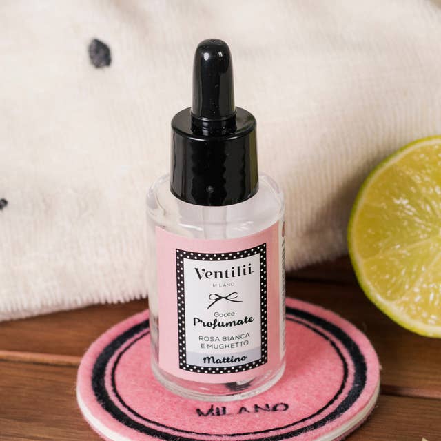 Gocce profumate per asciugatrice rosa bianca e mughetto per la vendita all'ingrosso da parte di Ventilii Milano