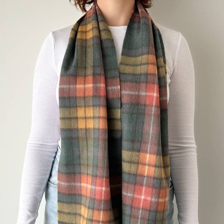 Barossa Supply Co. - Wholesale Scarf - Unisex - Buchanan Antique -Scottish Tartan Lambswool Scarf