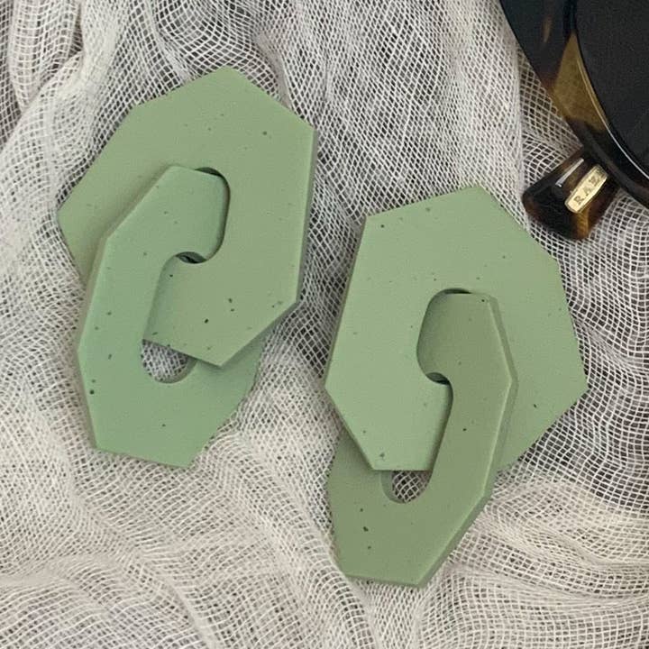 boucle d'oreille The Grace & Mercy pour la vente par marah-cotta co.