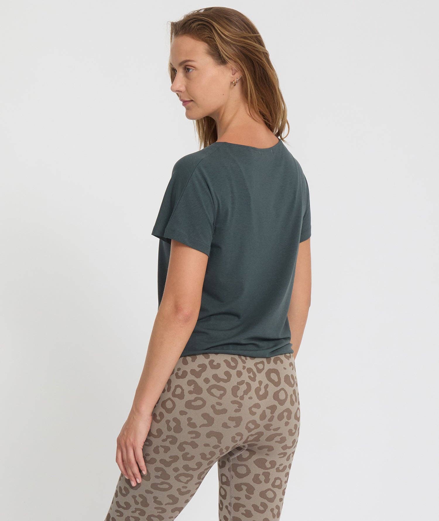 Yoga Searcher - Vendita all'ingrosso Maglietta - Donna - MEDE - T-shirt in lyocell per donna7