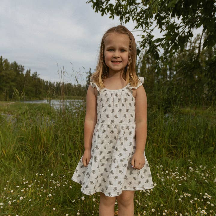 Robe à volants à étages en coton biologique - Coquelicot pour la vente par Makemake Organics