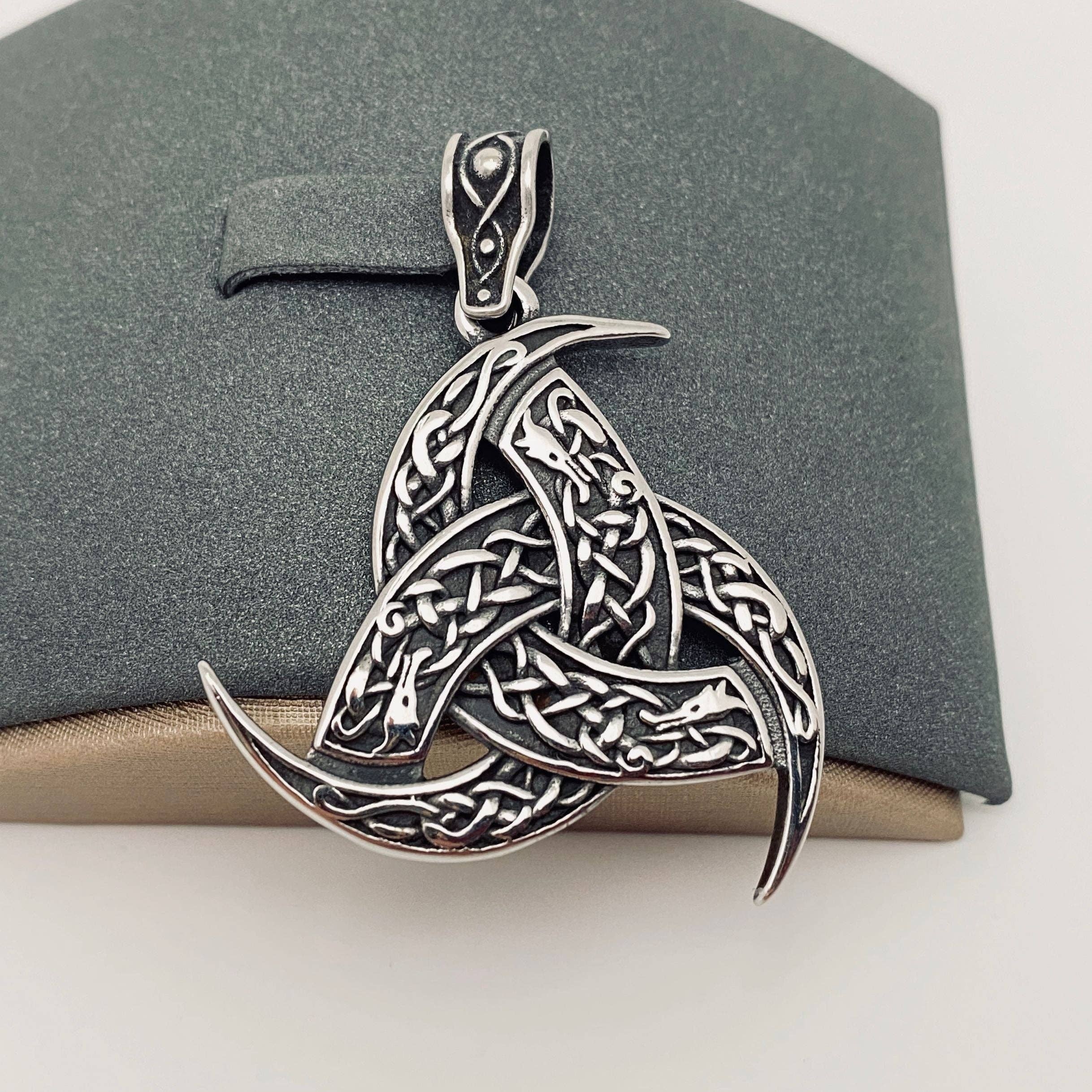 Mio Queena - Wholesale Craft Supplies - Multi Style of Exquisite Stainless Steel Pendant - MJ/MNP20