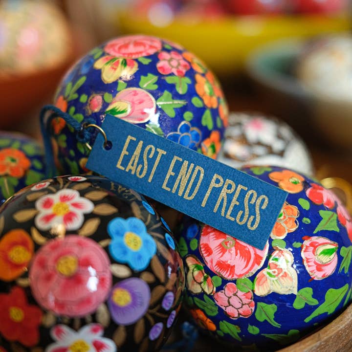 East End Press – wholesale Ornament – UK/EU: Dark Blue Blossoms Bauble5